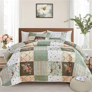Quilt Set Full/Queen Size, 3 Pieces Green Floral Plaid Summer